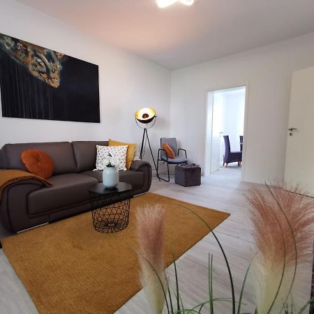 Ferienhaus Westermann, 4 Schlafzimmer, Waschmaschine, Trockner, Businesswohnung, Monteurzimmer ซาลซ์กิทเทอร์ ภายนอก รูปภาพ